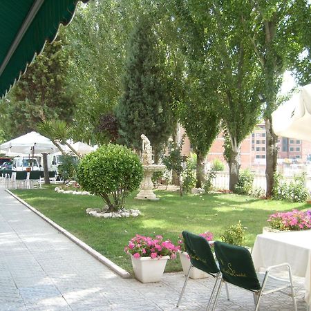 Hotel Escuela San Cristobal La Cistérniga Dış mekan fotoğraf